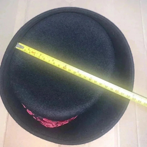 Vintage SCALA 100% wool women\'s black hat, rose bandana style around the hat. main image 7